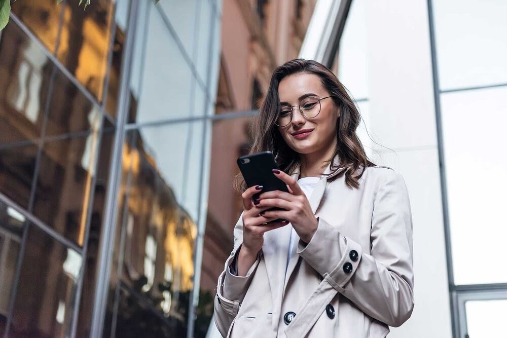 Launch the brand and solidify your online presence_.jpg